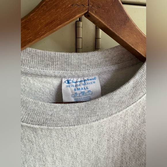 Champion Reverse Weave Crewneck Sweatshirt - Picture 8 of 9